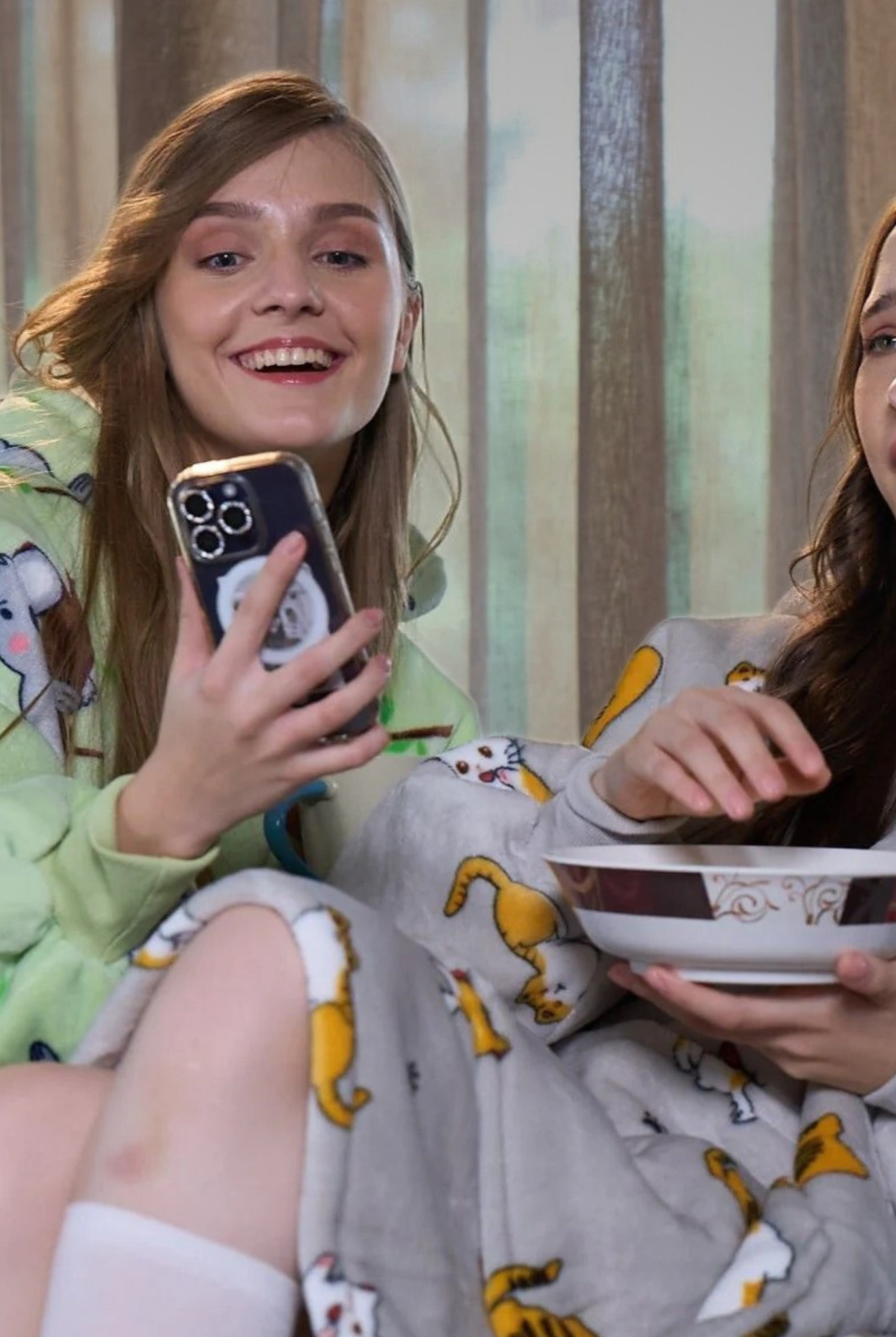 Klub Koala - Hoodie Blanket - Comfy Series