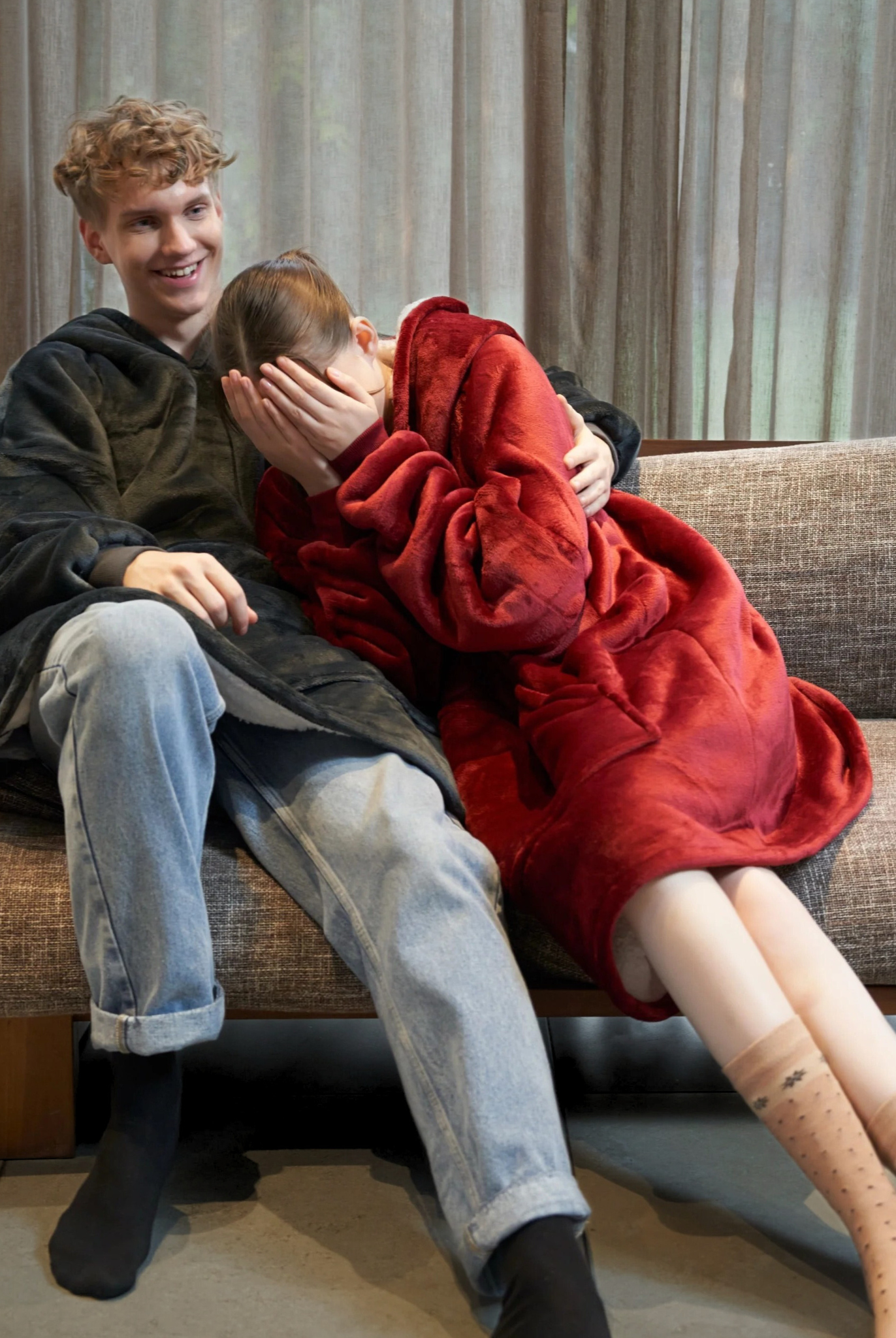 Merlot - Hoodie Blanket - Comfy Series