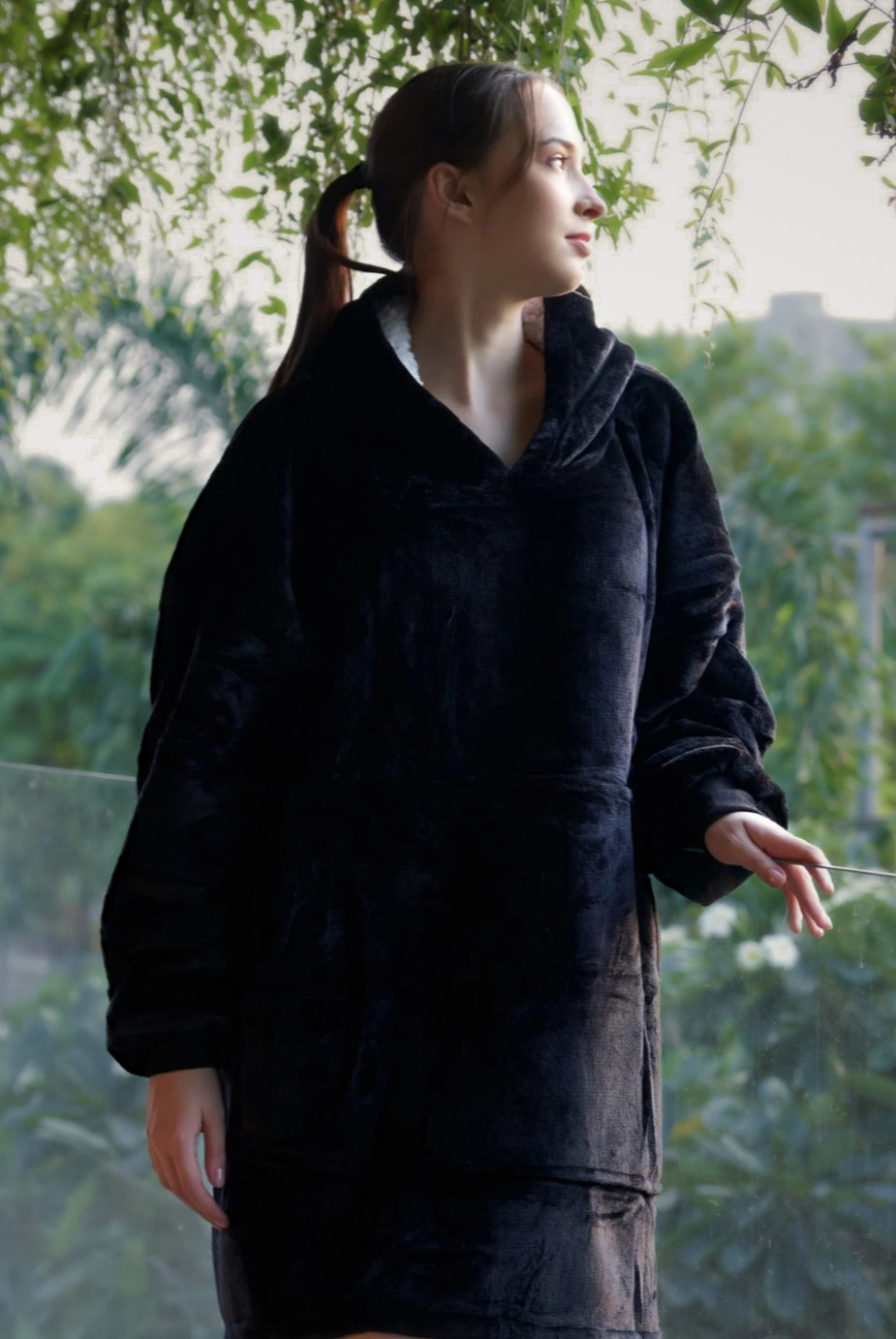 Onyx Black - Hoodie Blanket - Comfy Series